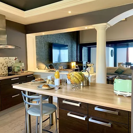 Youloft בית נופש